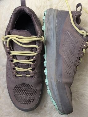 Vasque Breeze LT NTX Waterproof Hiking Shoes | Size 8 🥾🌿